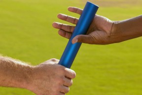 开云体育APP下载-红狼铁链锁雄狮，当意式防守哲学在F1揭幕战上演