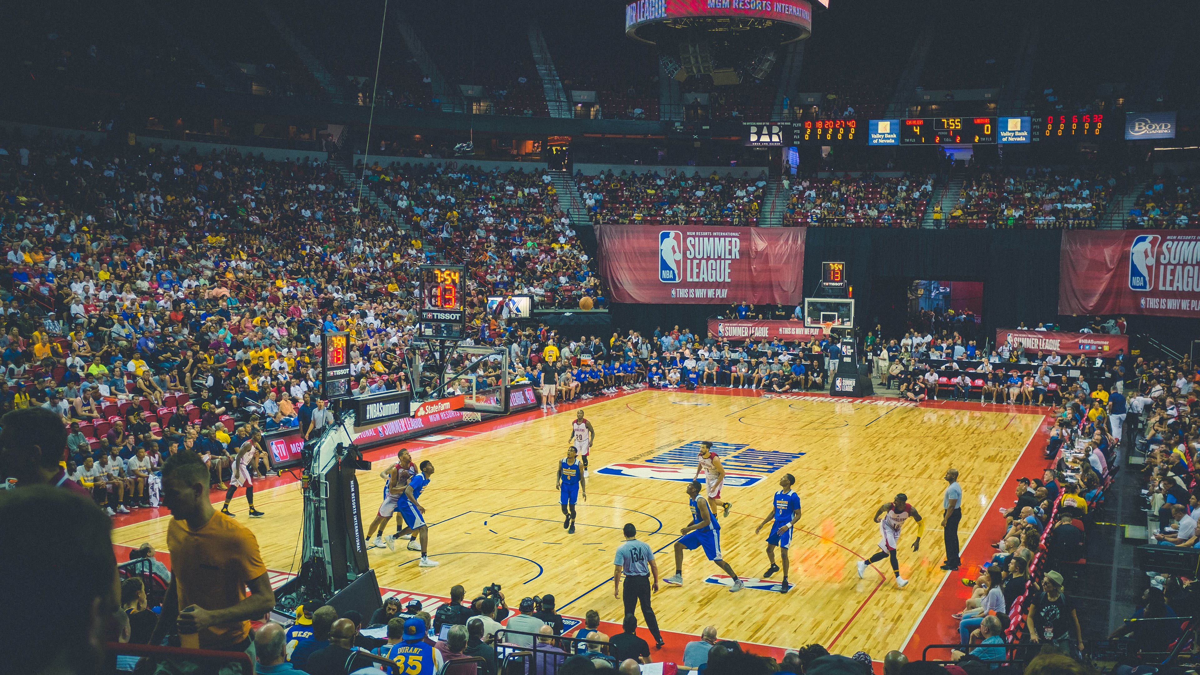 奥斯梅恩末节接管比赛，挪威强势拿下日本，当北欧风暴席卷东方武士
