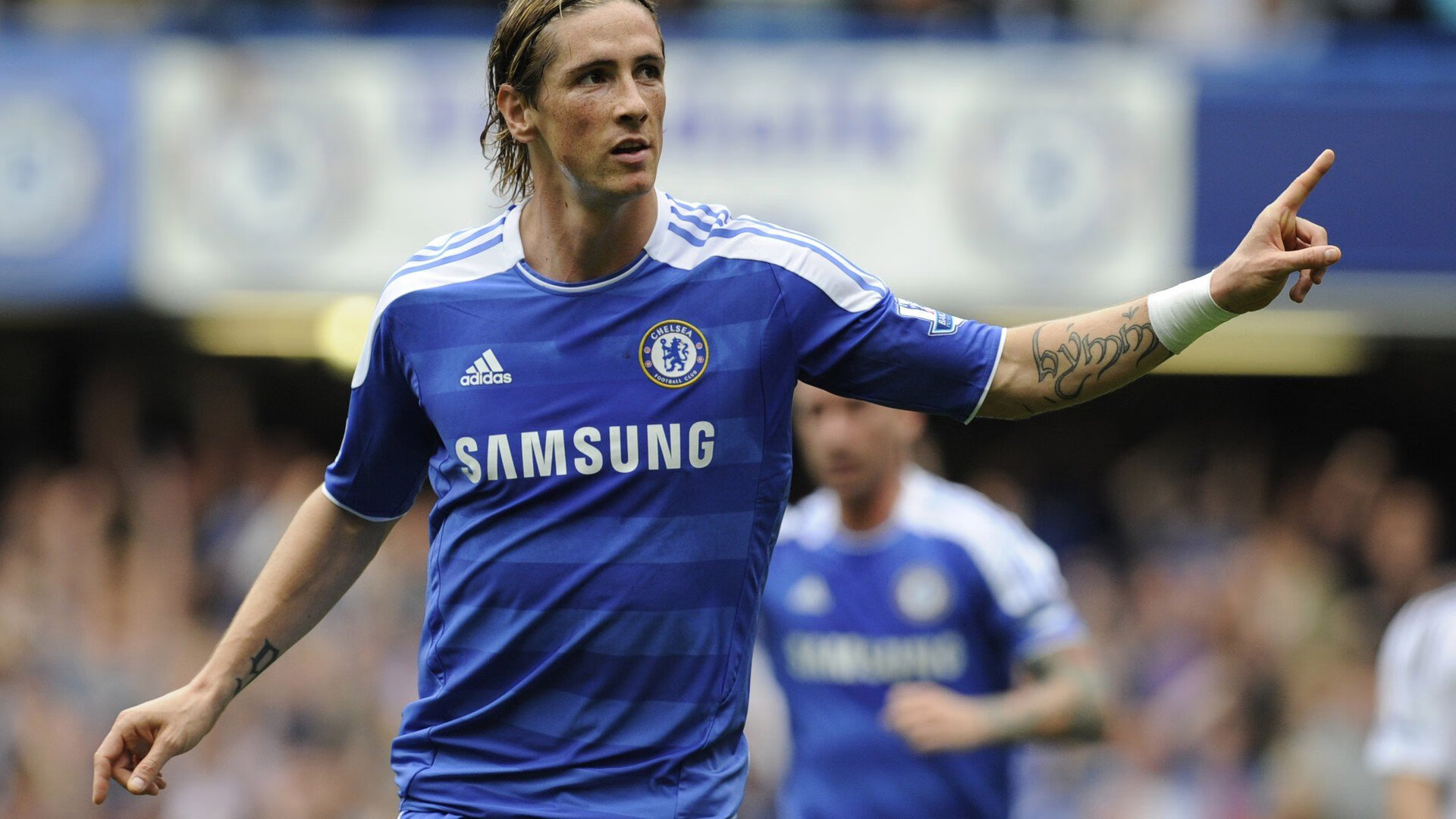 当冰与火在绿茵场相遇,哥伦比亚热带风暴如何撕裂冰岛极地防线