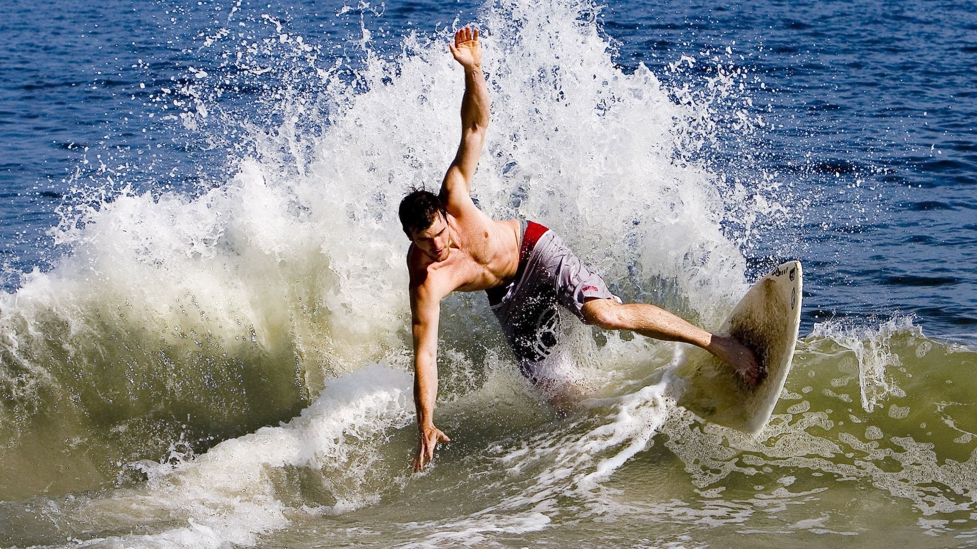 班凯罗西决封神夜，篮网巅峰对决快船启示录